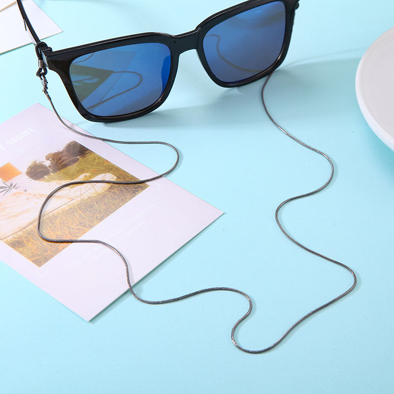 Bai Jingting with glasses chain electroplated gold lasting color glasses rope creative sunglasses hanging chain jewelry wholesale