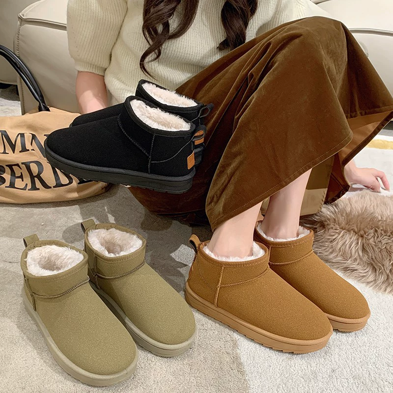 Снежные сапоги женские 24 новые внешнеторговые большие размеры утолщенные хлопчатобумажные туфли женские хлопчатобумажные сапоги средние и европейские и американские женские туфли на месте