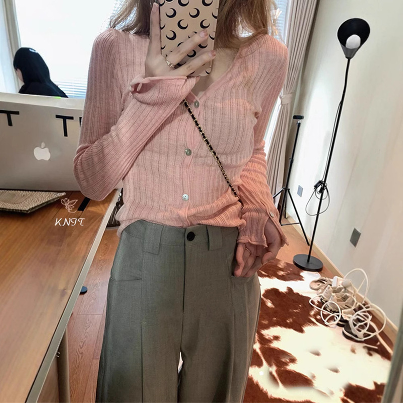 Pink V-neck Knitted Cardigan Women's Design Sense Niche Base Long-sleeved Slim-fit Slimming Early Spring chic Top