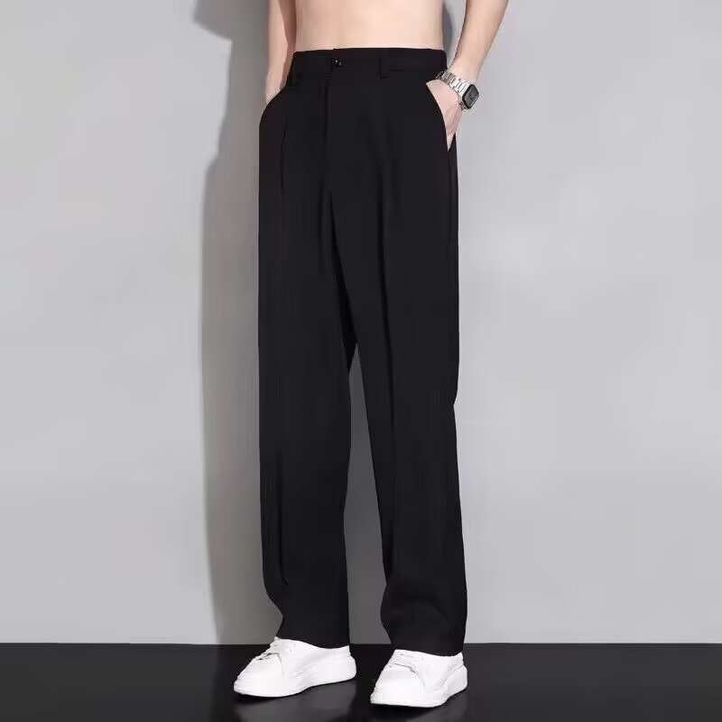 검은색