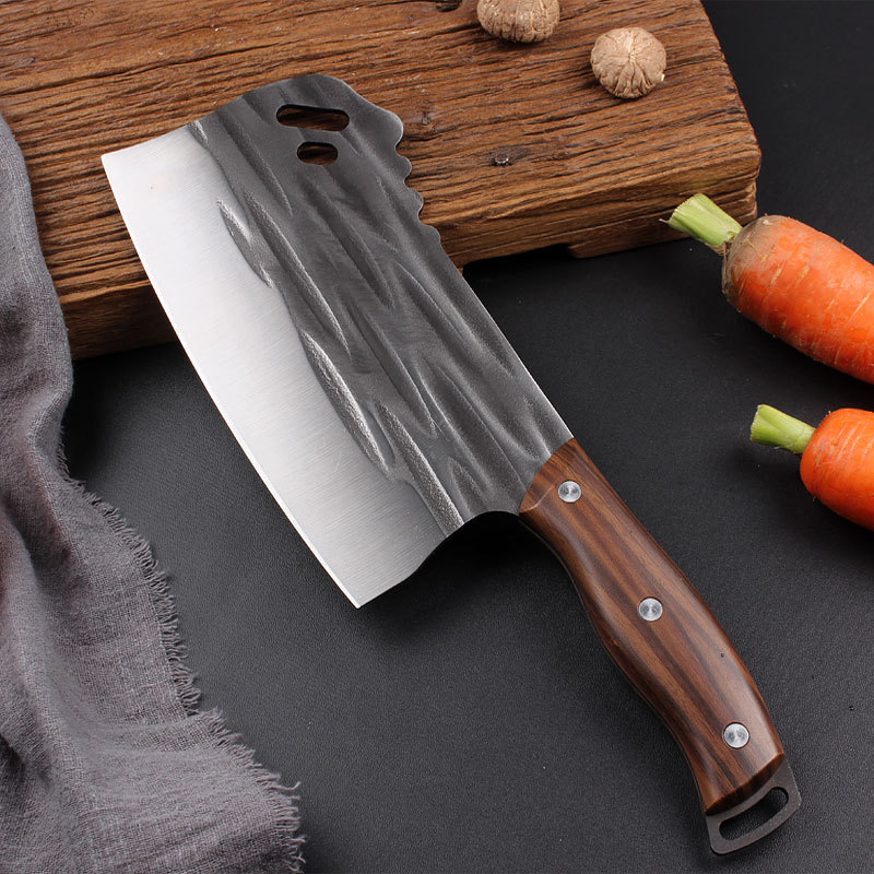 New handmade hammered chef's knife with two holes and a hump, bone-cutting knife for kitchen home use, meat-cutting cleaver for commercial use