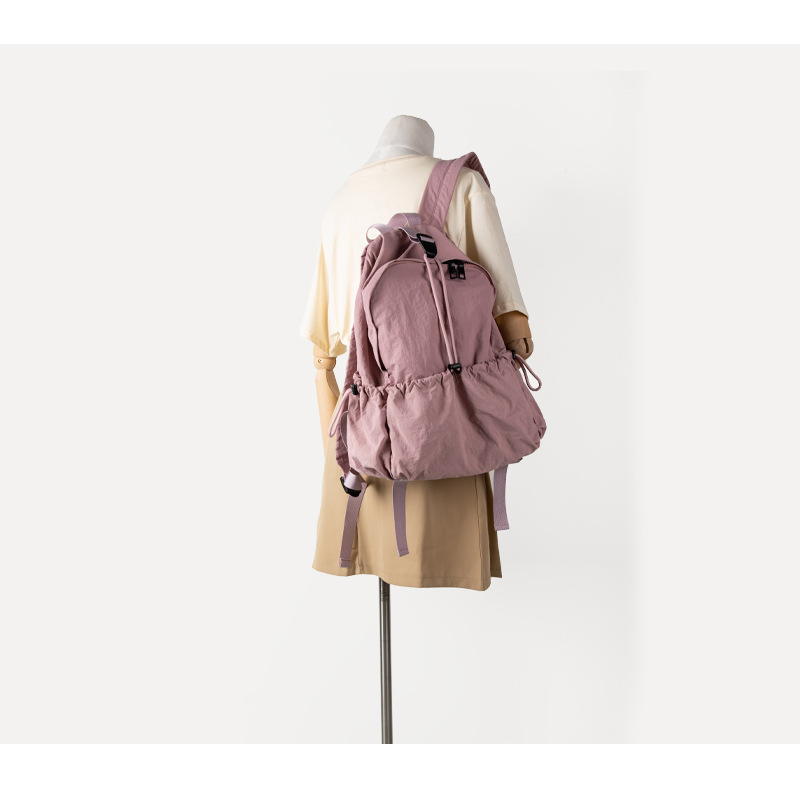 2024 Sommer neuer koreanischer Nischenrucksack mit großer Kapazität und gefaltetem, leichtem Nylon-Freizeit-Pendler-Reiserucksack_voghion.com