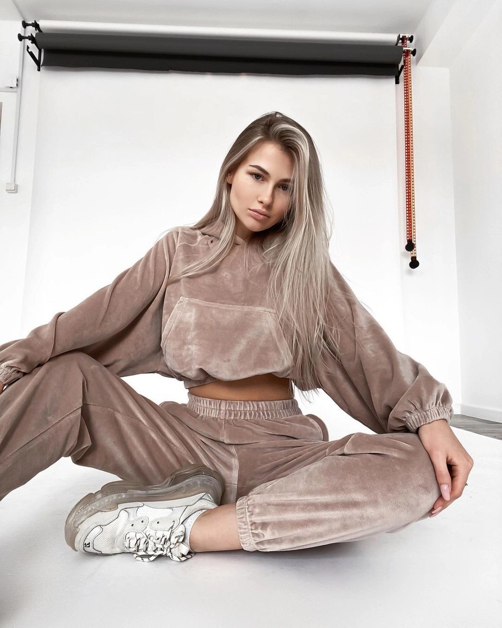 Damen Sportswear Set Mit Kapuzenpullover Und Jogginghose_voghion.com