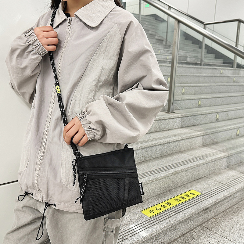 Casual Fashion Crossbody Bag Nylon Waterproof Trendy Brand Chest Bag Men's and Women's Sports Contrast Color Shoulder Bag Personalized Coin Purse