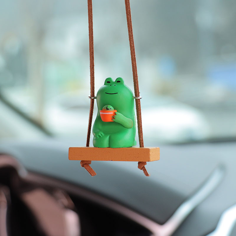 Cartoon frog sitting sofa cross-border car decoration interior pendant pendant car pendant decoration