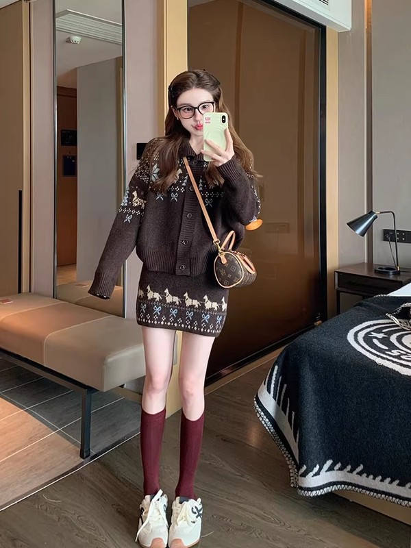 复古咖色提花毛衣套装女2025新款秋冬季港味chic慵懒半身裙两件套|undefined