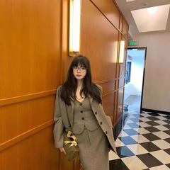 早春时髦通勤风高知羊毛混纺直身西装/马甲/开衩半裙女