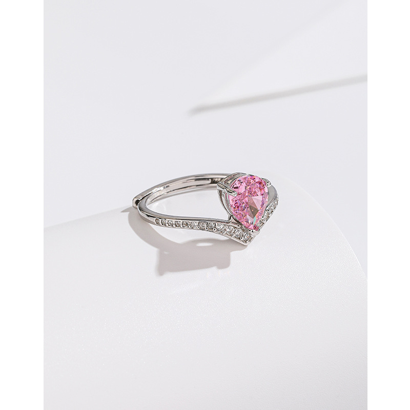 S925 plata esterlina de alto carbono diamante cuadrado bolsa diamante anillo de luz de lujo alto sentido nicho diseño diamante incrustado hielo flor corte anillo para las mujeres