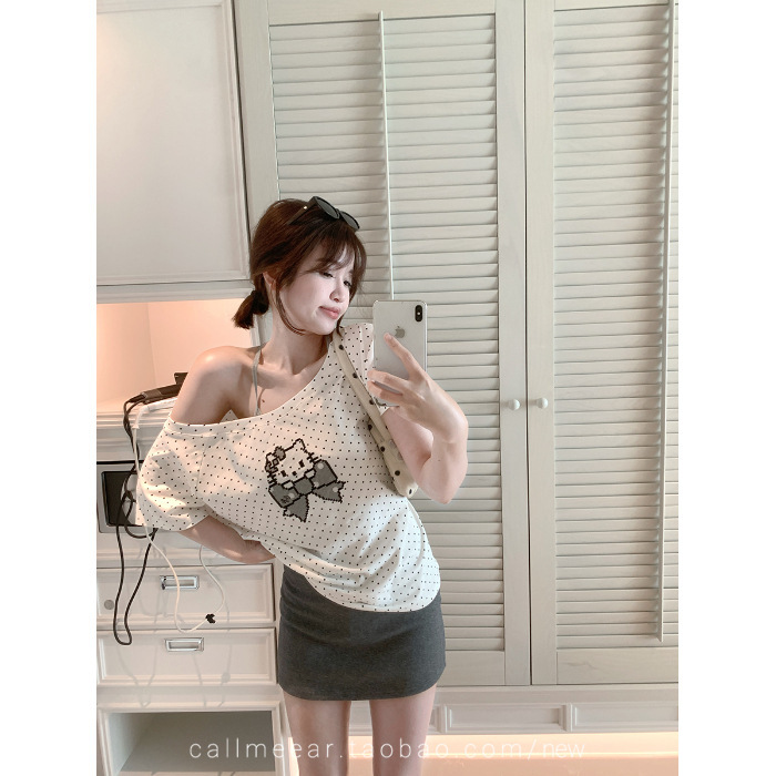 上質コットン【ミルクニャーボボ】オフショルダー水玉半袖Tシャツ レディース 夏 キティ刺繍トップス|undefined