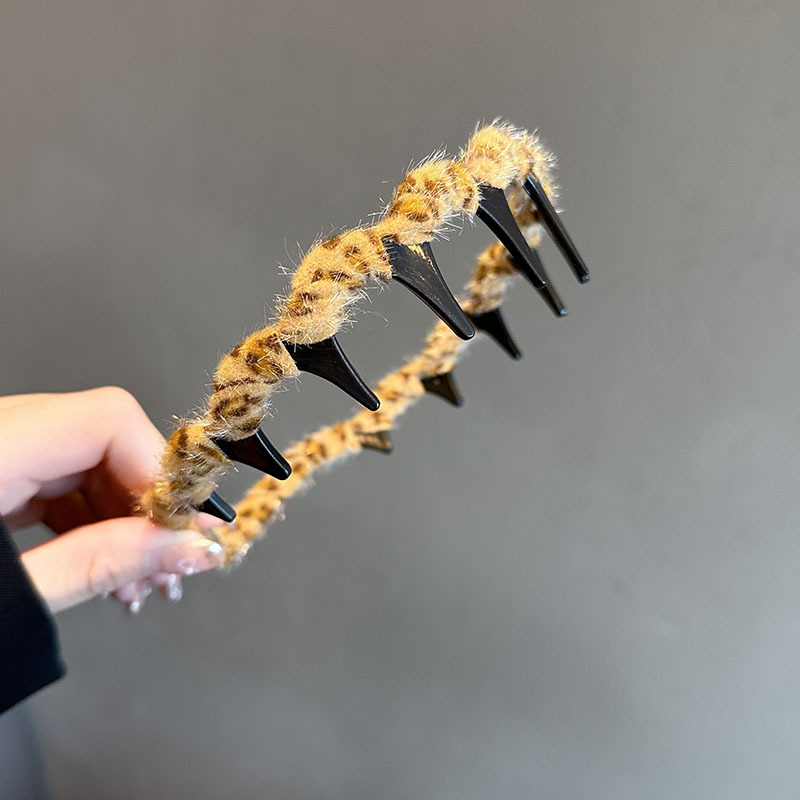 豹纹毛绒带齿波浪洗脸发箍女款碎发压法发卡秋冬发饰发根蓬松头箍|undefined