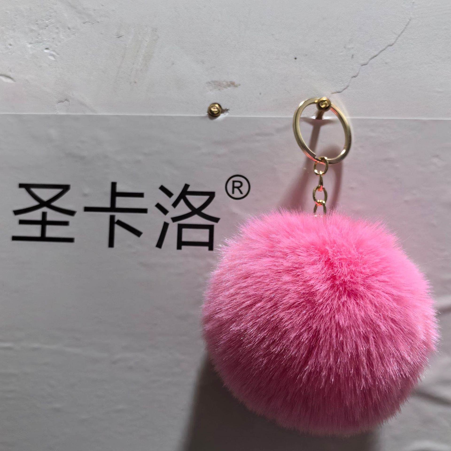 Elemento verde colgante cuerda llavero de peluche de piel artificial bolsa de lana corta colgante damas colgando bolsa accesorios al por mayor