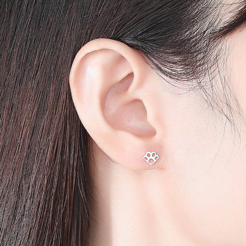 S925 plata esterlina gato garra pendientes japonés y coreano joyería transfronteriza nuevos accesorios personalizados ins simple pequeña joyería al por mayor