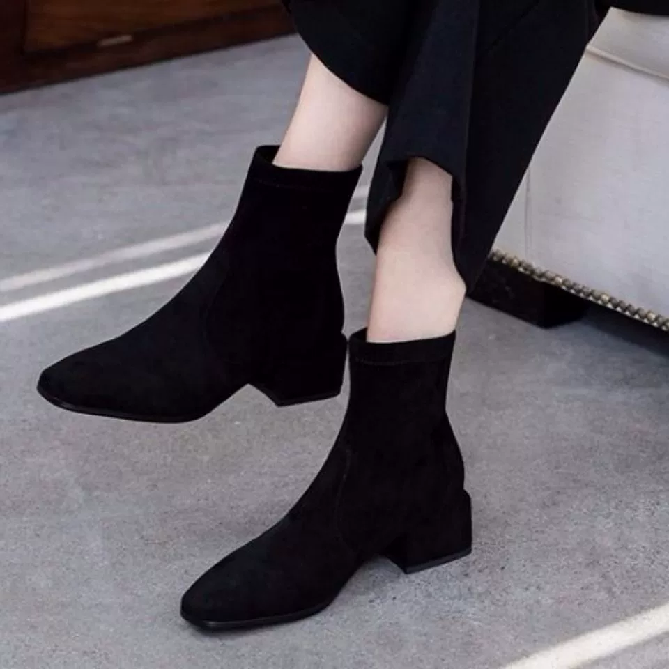 Маленькие короткие сапоги, женские туфли на толстом каблуке 41 размер 2023, новые универсальные весенне-осенние однослойные туфли, зимняя тонкая бархатная женская обувь, эластичные тонкие сапоги