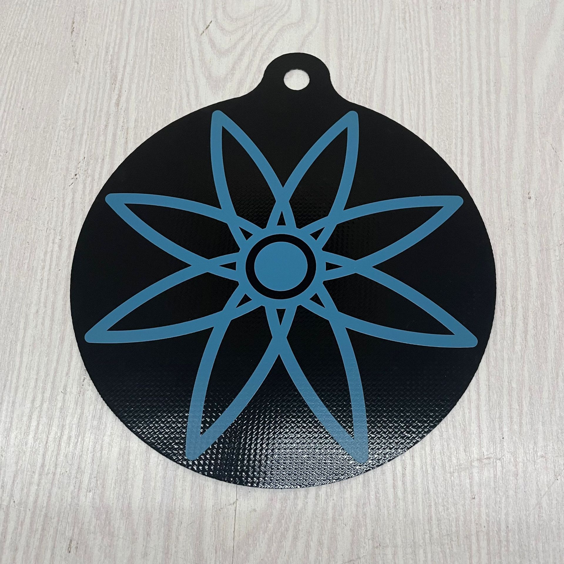 직경 22cm - 색상이 변하는 파란색 화환