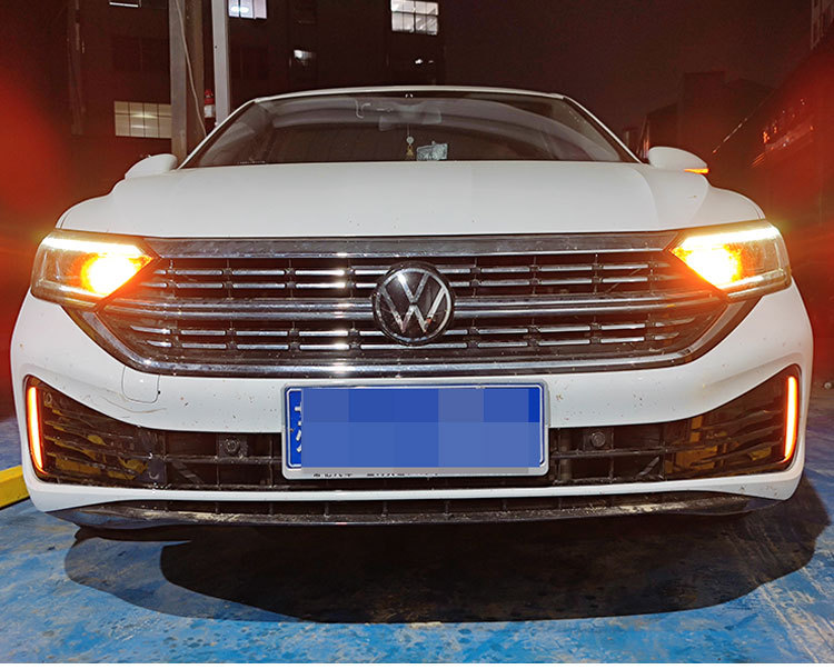 Suitable for 23-25 Volkswagen Sagitar Modified Led Daytime Running Lights Special Daytime Running Lights Fog Light Frame Decorative Lights