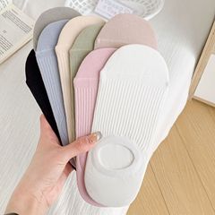 Boneless socks for women, summer anti-slip thin invisible socks, Korean style, Ins breathable solid color cotton socks, versatile boat socks for women