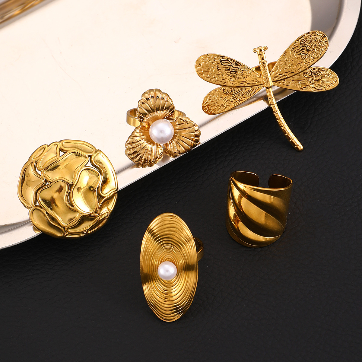 2g Weight Rings Classification 1 Piece Quantity Holiday, Daily Occasion 304 Stainless Steel Material Solid Color Pattern All Seasons Season Women's Gender Plating Design Vacation, Classic Style Style Wholesale Jewelry Vacation Classic Style Solid Color 304 Stainless Steel Plating Rings 16