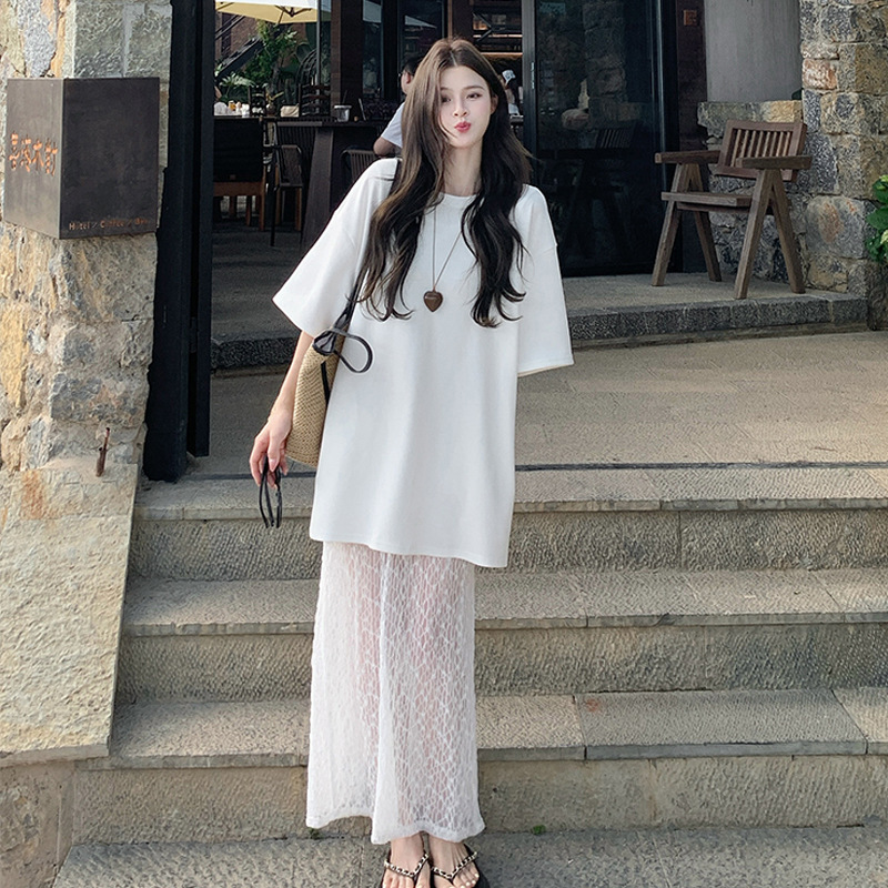 レースステッチ偽ツーピース白半袖Tシャツドレス女性の夏のデザインニッチ怠惰な休暇スタイルのロングスカート|undefined