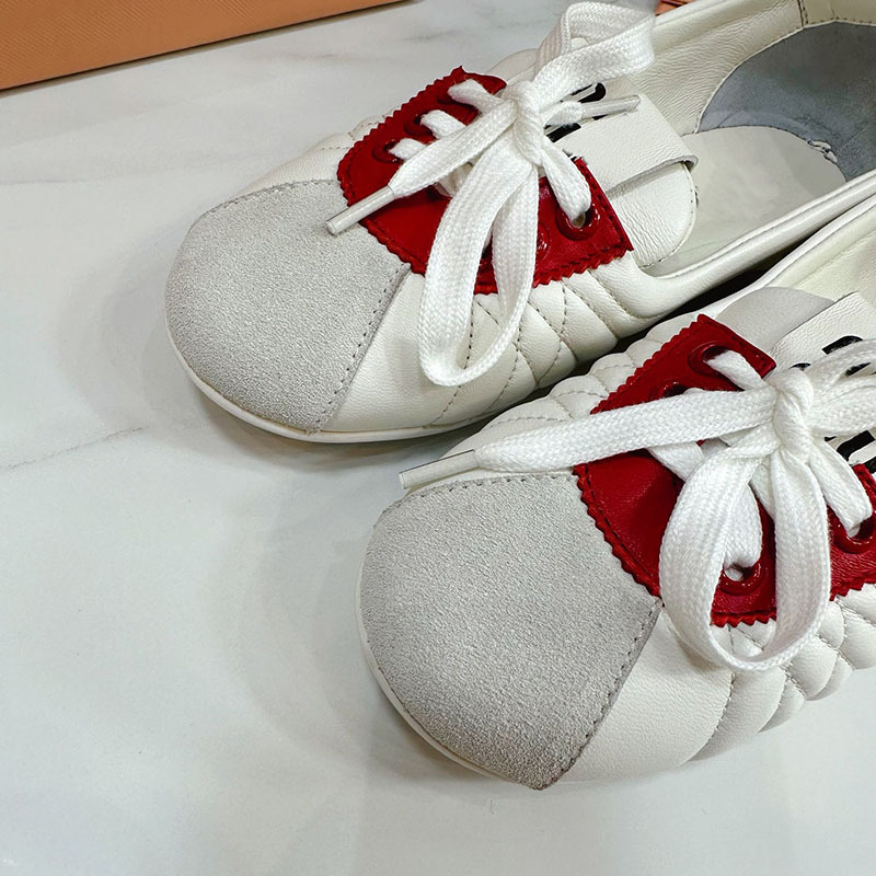 Baskets de ballet douces françaises pour femmes, semelle plate, nouvel article printemps/été 2024, chaussures blanches, One Foot pour femmes_voghion.com