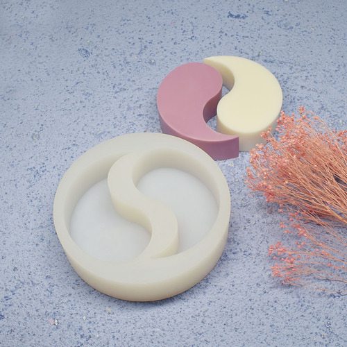 Cross-border new DIY creative handmade soap chocolate silicone mold personalized Yin Yang Tai Chi Bagua fish grinding tool