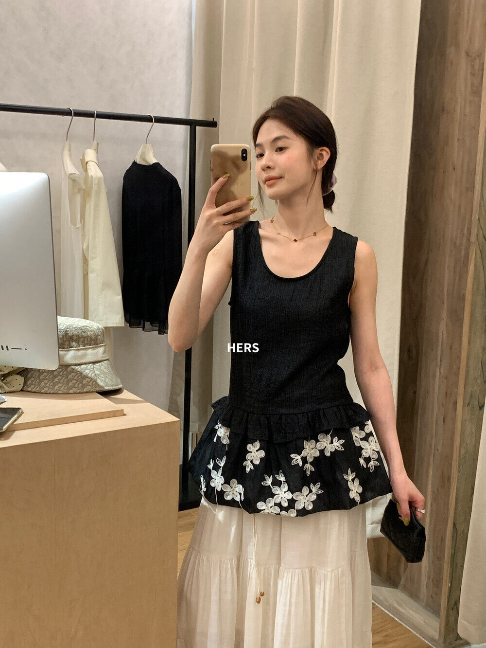 Áo hai dây nữ phong cách Bohemian thêu hoa, viền ren xếp tầng — Champagne màu, màu đen chi tiết 5