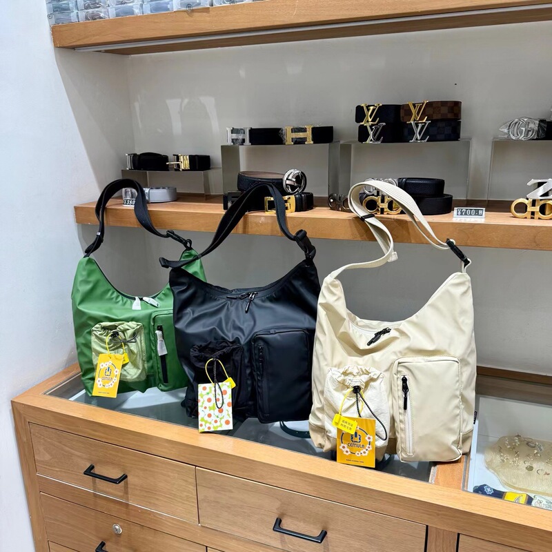 Women's Simple Solid Color Casual Sports Crossbody Shoulder Bag, Versatile Trendy Japanese Style Small Handbag