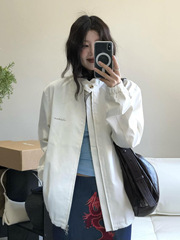 漂亮早秋外套女秋季宽松设计感休闲简约立领刺绣运动夹克上衣