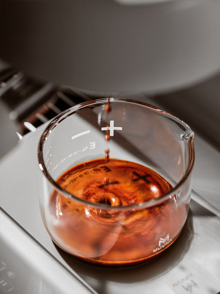 Concentrated coffee glass measuring cup scaled