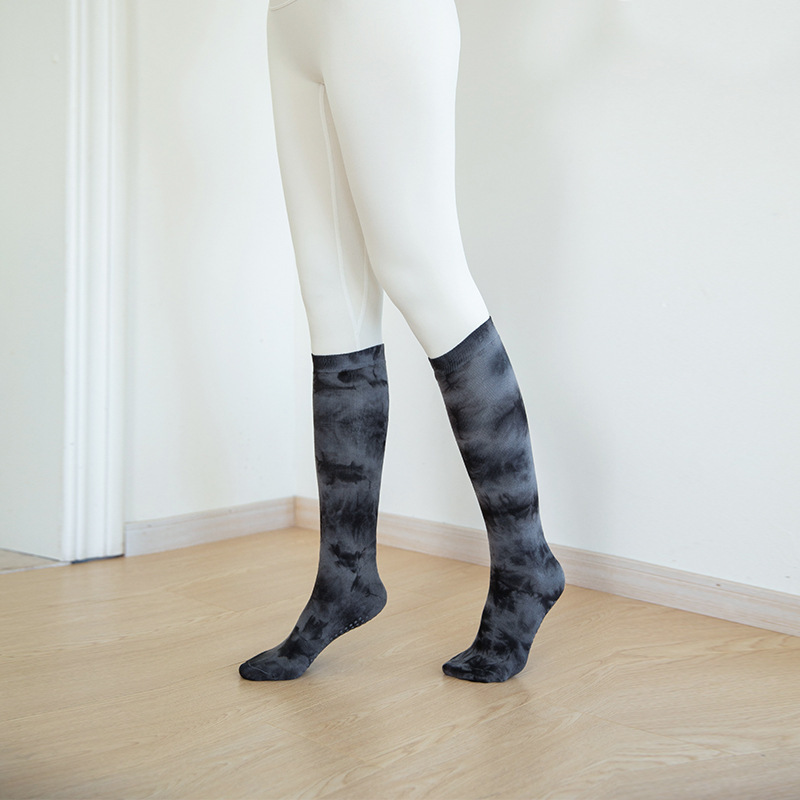 KPRA autumn and winter camouflage calf camouflage tie-dye cotton yoga women's socks floor socks indoor and outdoor sports socks KPRA autumn and winter camouflage calf camouflage tie-dye cotton yoga women's socks floor socks indoor and outdoor sports socks