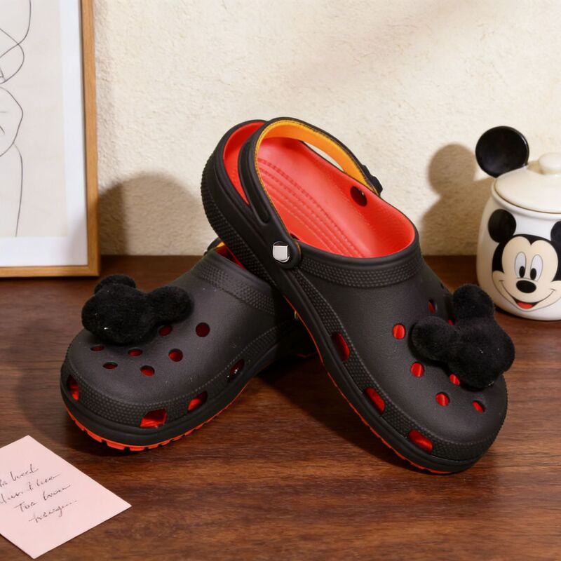 Mickey Mouse Second-Generation Collaboration Adult Clogs for Men and Women, Cartoon Beach Shoes, Closed-Toe Outdoor Sandals Wholesale