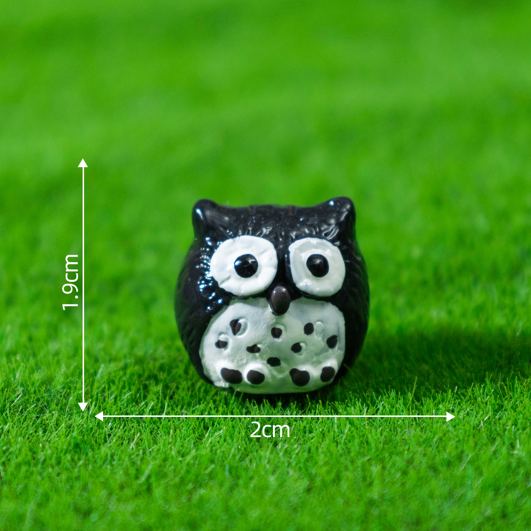 小さいサイズの4色のフクロウのコケの小さい景観の置物のアクセサリーのdiyは樹脂の小さい置物を組み立てます。