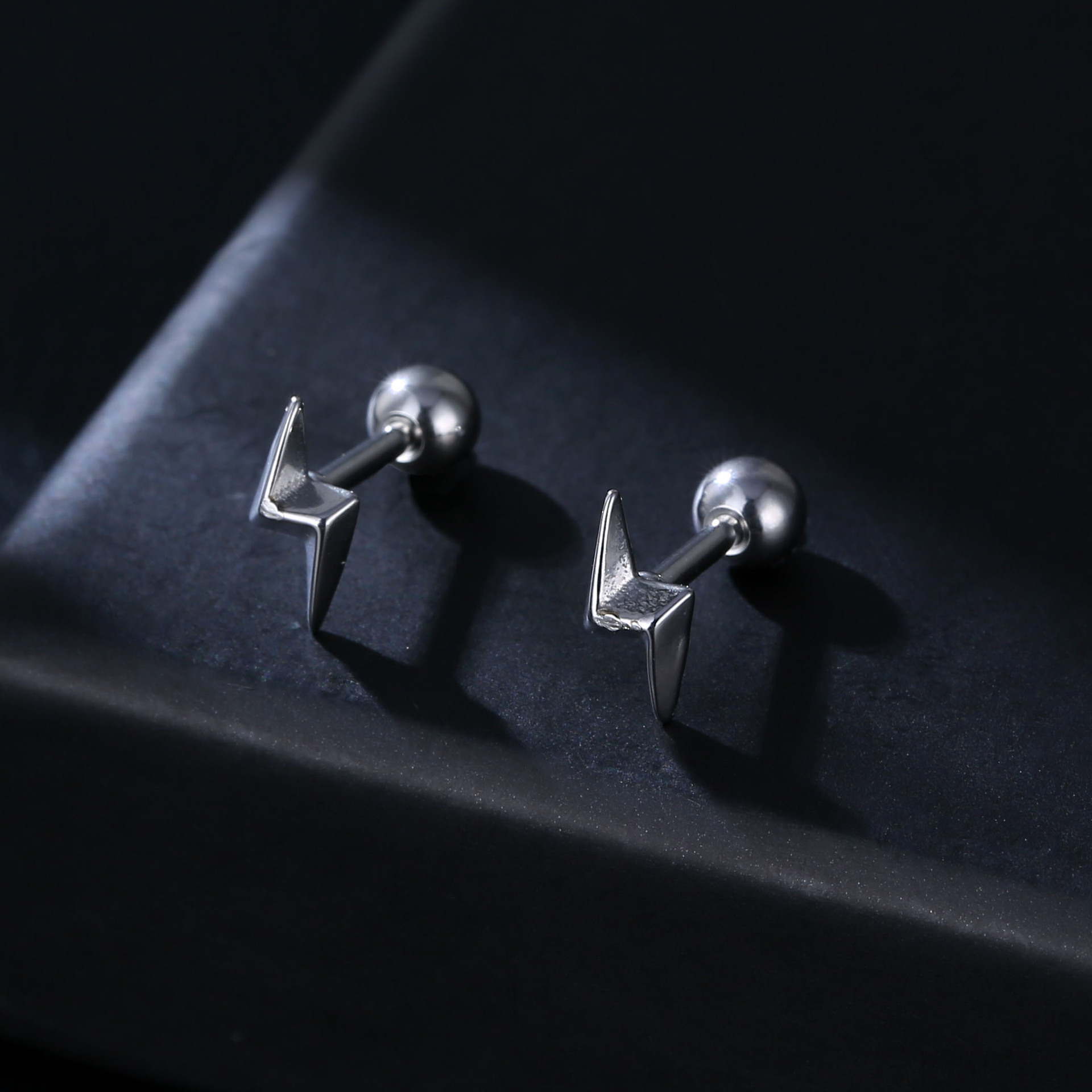 1 Piece Fashion Lightning Stainless Steel Plating Ear Studs display picture 3