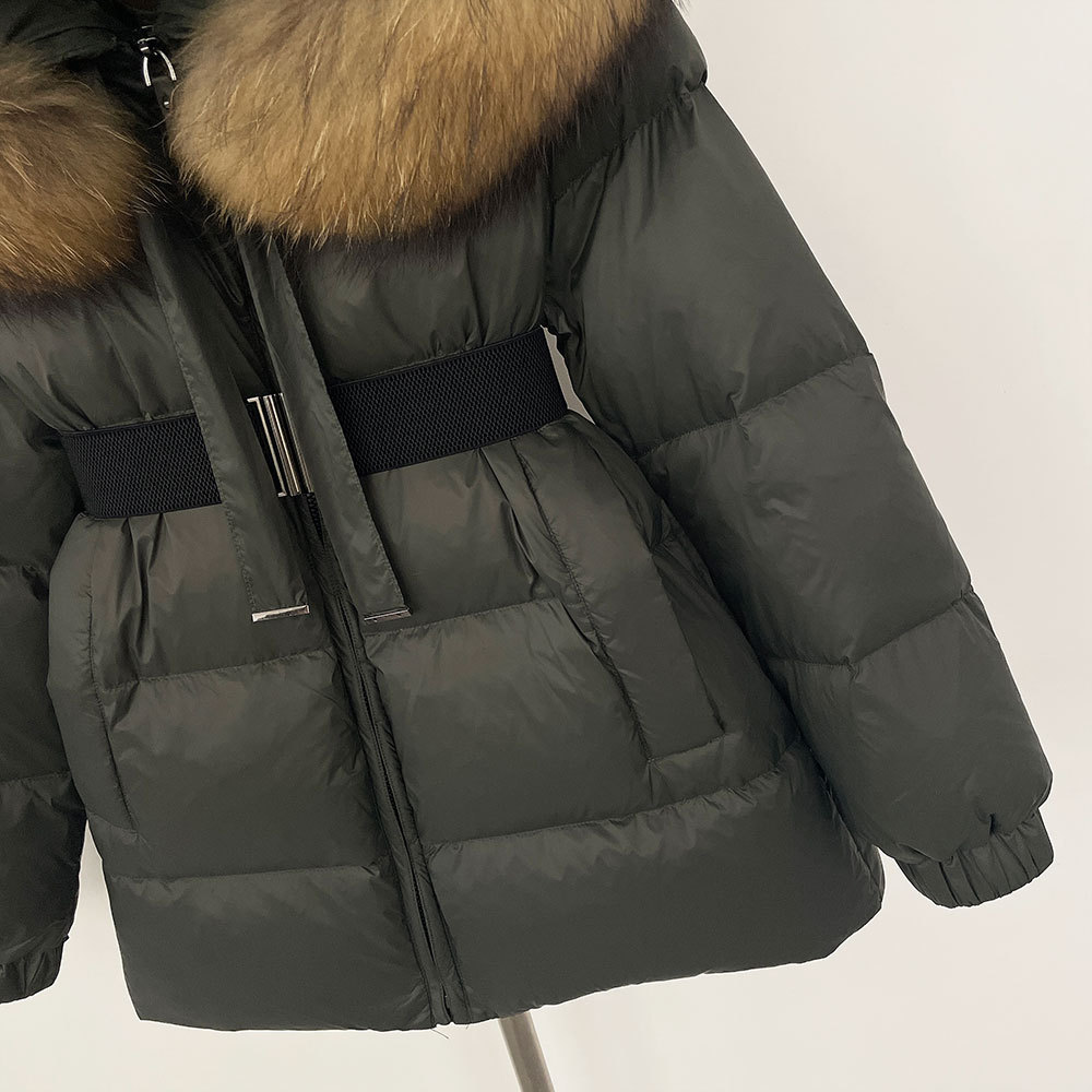 Sieviešu apģērbs Ziemas jauna augstas klases kapuces dūnu jaka sievietēm, vidēja un gara stila, tieva jostasvieta, silta, īsta kažokādas apkakle_voghion.com