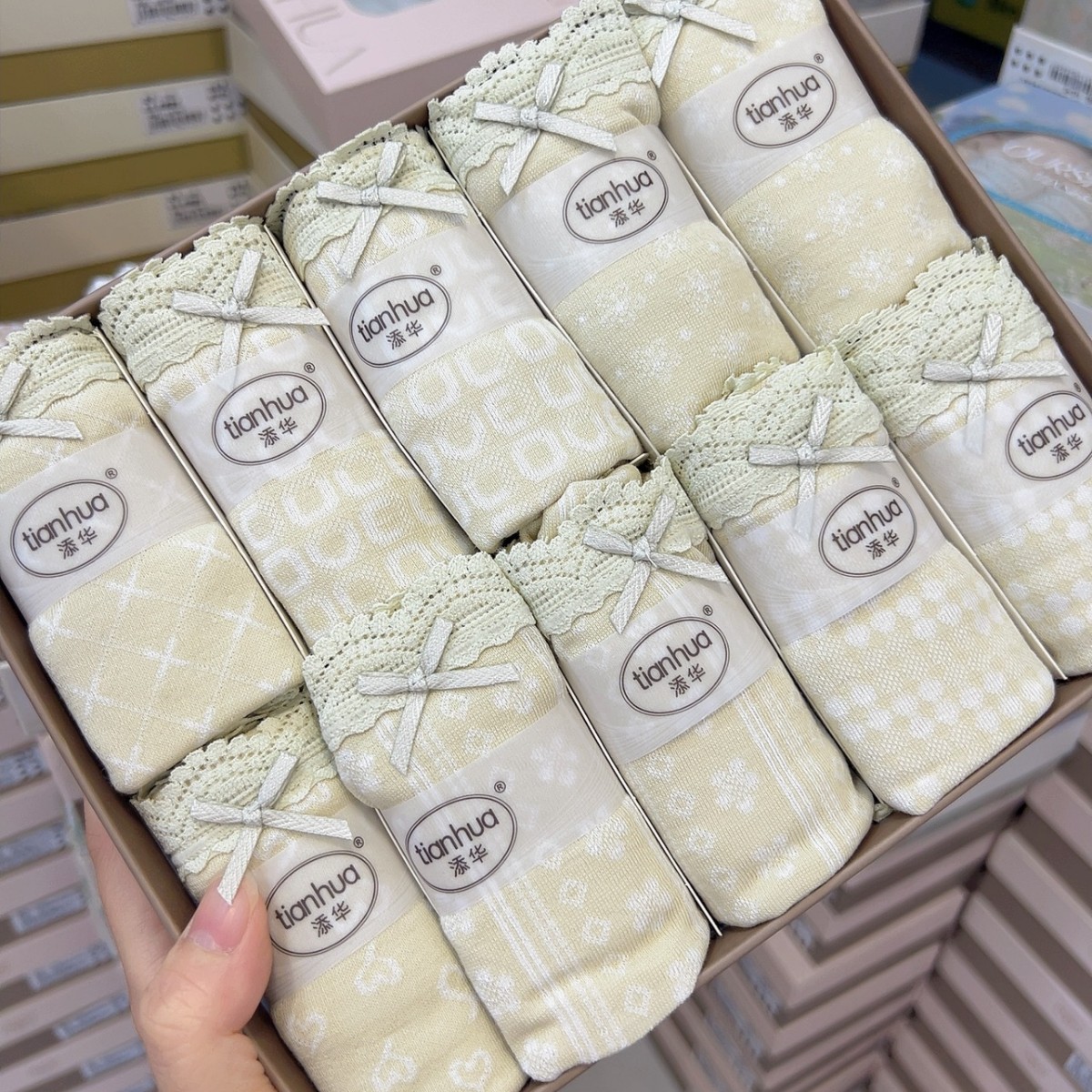 Tianhua 1094 Girls' Lace Retro Cotton Briefs, Soft, Comfortable, Breathable, Mid-Waist, Hip-Covering Special Price Underwear