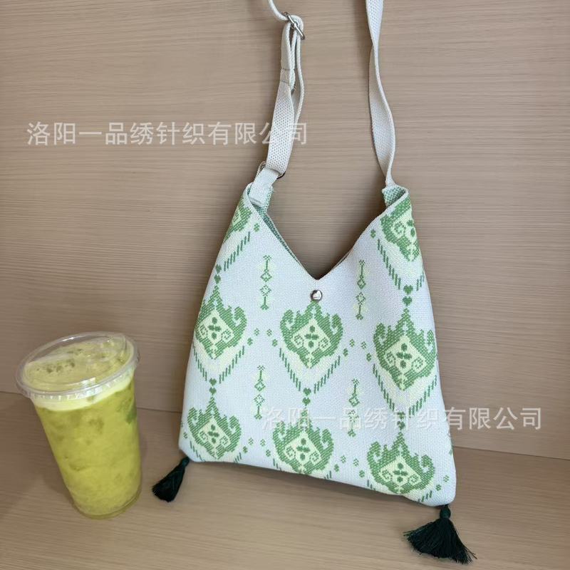 厂家直销新疆艾莱德斯民族风单肩包印花斜挎包旅游手提包纪念品|undefined