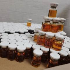 非侵襲性シミ溶解液 微結晶水光導入エッセンス 赤みや腫れなし メラニンを分解 黄鶴シミエッセンス