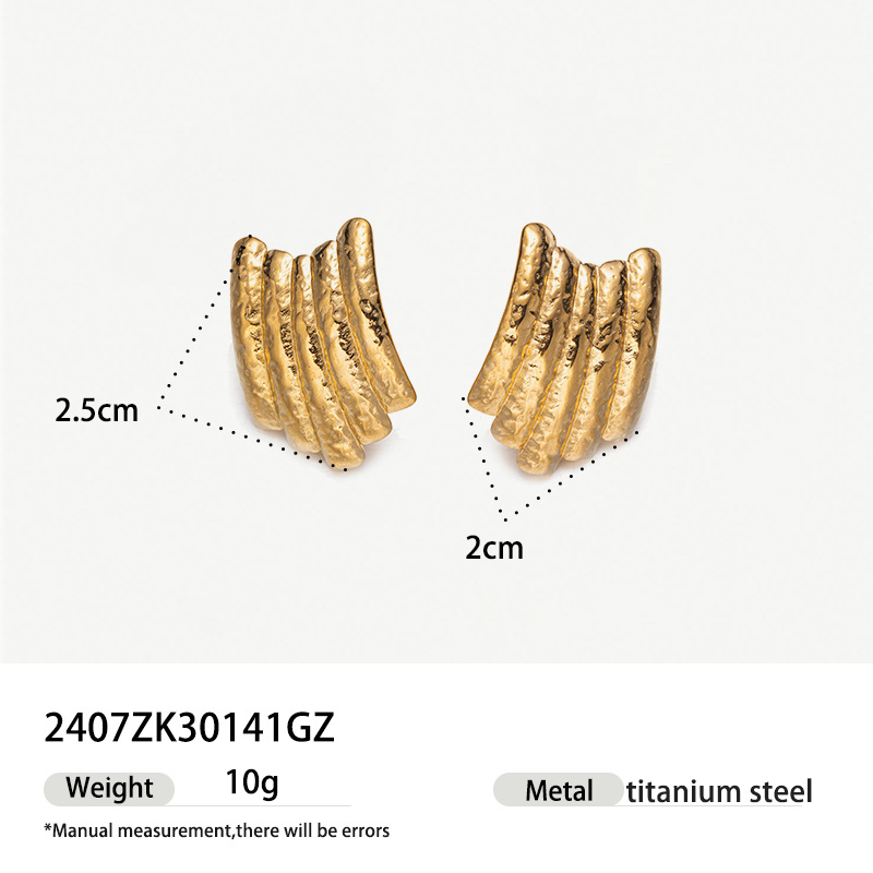 TENA transfronterizo de alta calidad texturas plegadas pendientes de acero inoxidable mujeres estilo de diseño de nicho simple pendientes de acero de titanio
