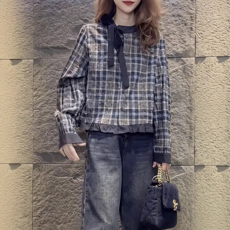 韩系巨好看的复古格子蝴蝶结圆领长袖短款木耳边衬衫女秋季上衣