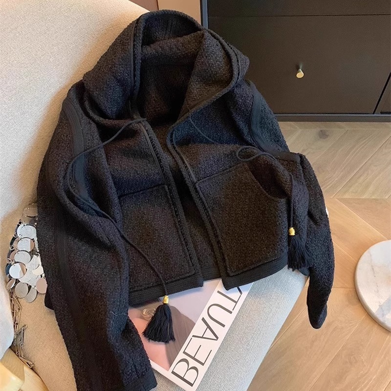 High-End Black Drawstring Hooded Tweed Knit Jacket for Women, Autumn and Winter, Petite, Lazy, Loose-Fitting, Elegant Top