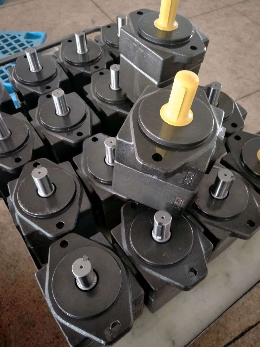 美国VICKERS威格士叶片油泵4535VQ-50A25-1AA-10R