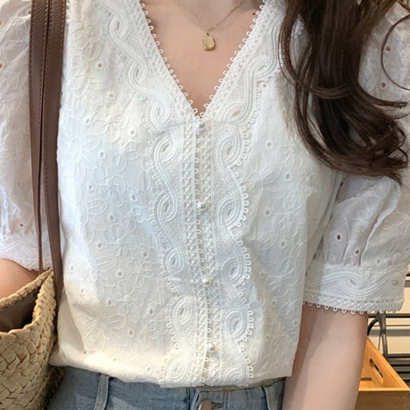 Summer versatile collar embroidered short sleeve chiffon fashion shirt 2024 new top design sense women's clothing