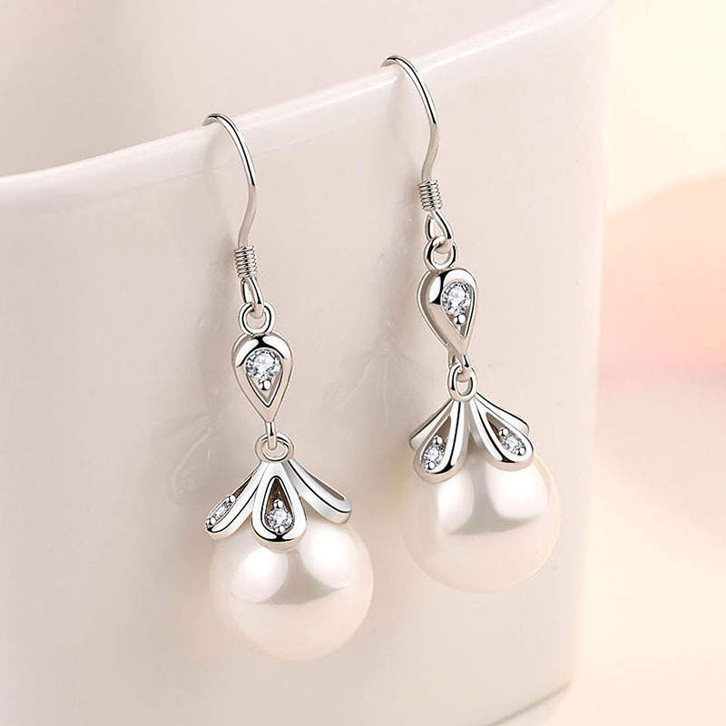 气质白色珍珠耳环韩版可爱花朵几何型蝴蝶结女式耳坠|ms