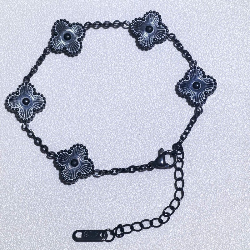13MM 四つ葉のクローバー ブレスレット チタン鋼 四つ葉のクローバー 両面ブレスレット 色褪せないチタン鋼ブレスレット Amazon 人気|undefined