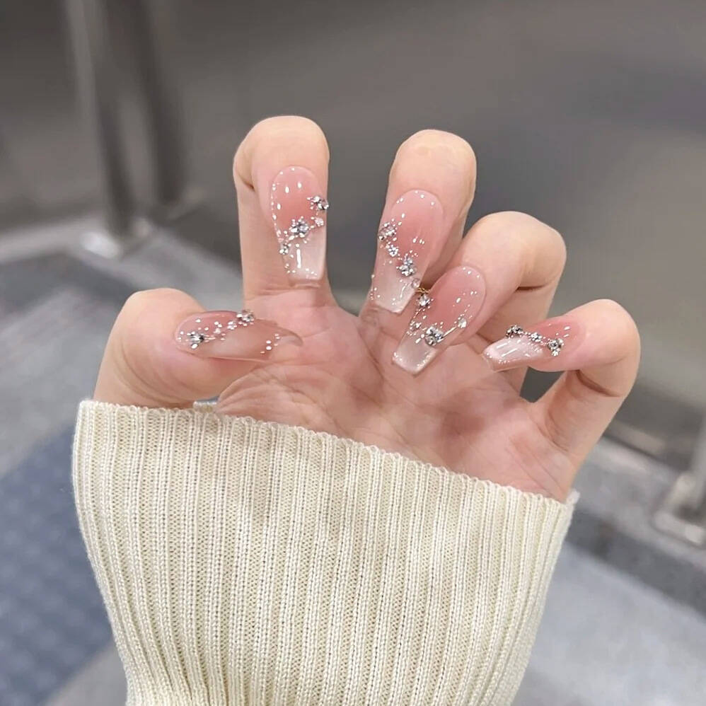 Uestras, uñas postizas de alta calidad con ojos de gato, uñas de diamantes pegadas a mano, uñas de uñas nuevas, estilo caliente de Douyin, extraíble