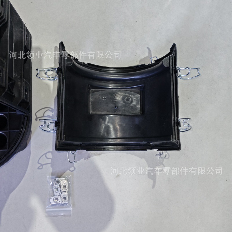 Air Filter Assembly Housing Ps D100033 Matching Filter Element P608666 P601560 P605536