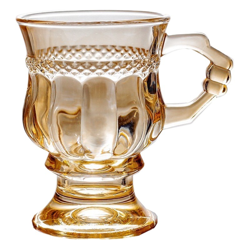 Copa de vino tinto con relieve