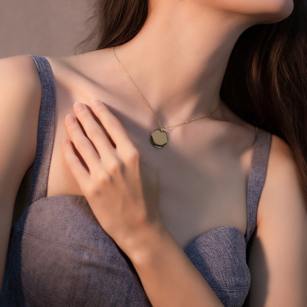 Stainless Steel Pendant Necklace With Customisable Circular Plate_voghion.com