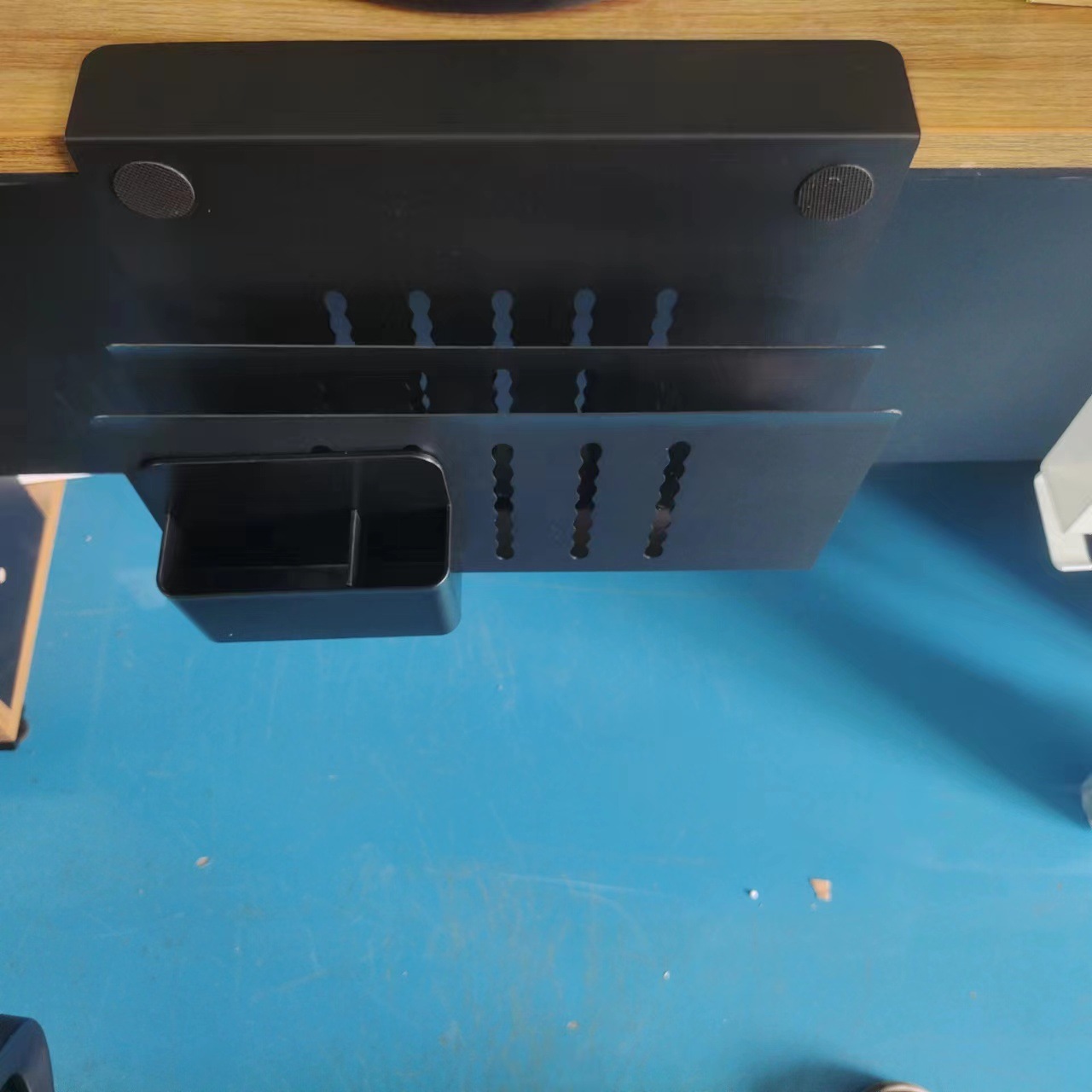 블랙 더블 레이어 노트북 수납 브래킷 + 펜 홀더