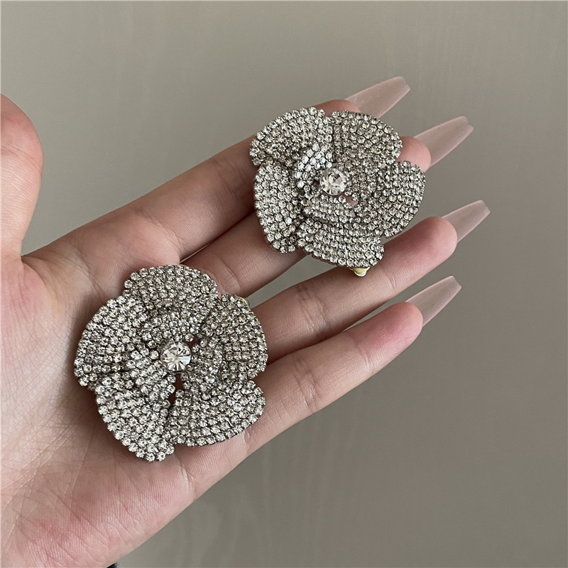 Flower Alloy Rhinestones Diamond Earrings Ear Studs display picture 7