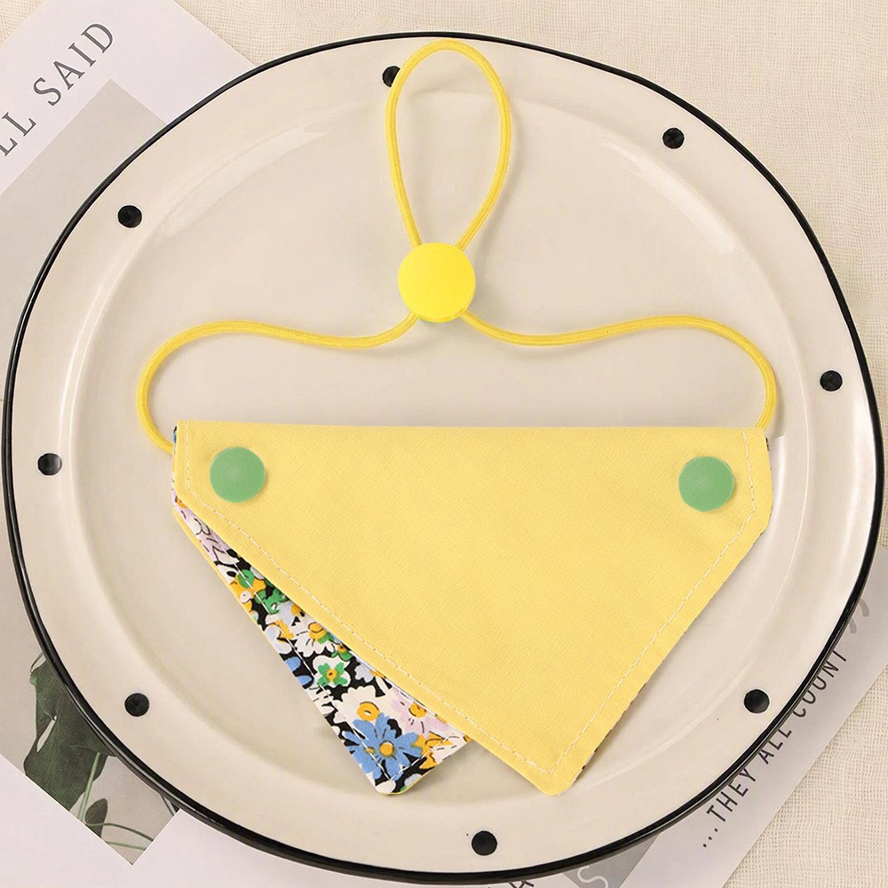 108 spring lemon yellow triangle scarf / S size: suitable for neck circumference 17cm-27cm